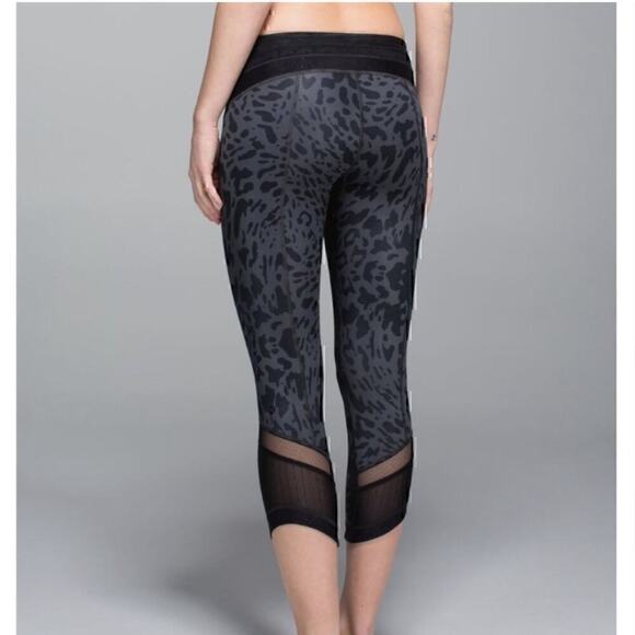 Lululemon Just Breathe Gray & Back Leopard Print Mesh Panel Crop Legging 4 - Picture 2 of 11
